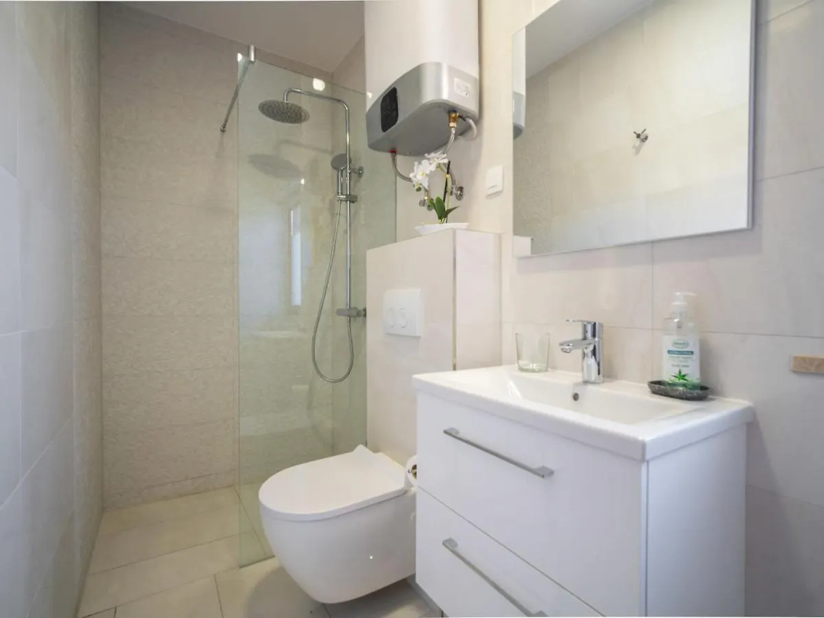 Apartment Damir-1 Crikvenica