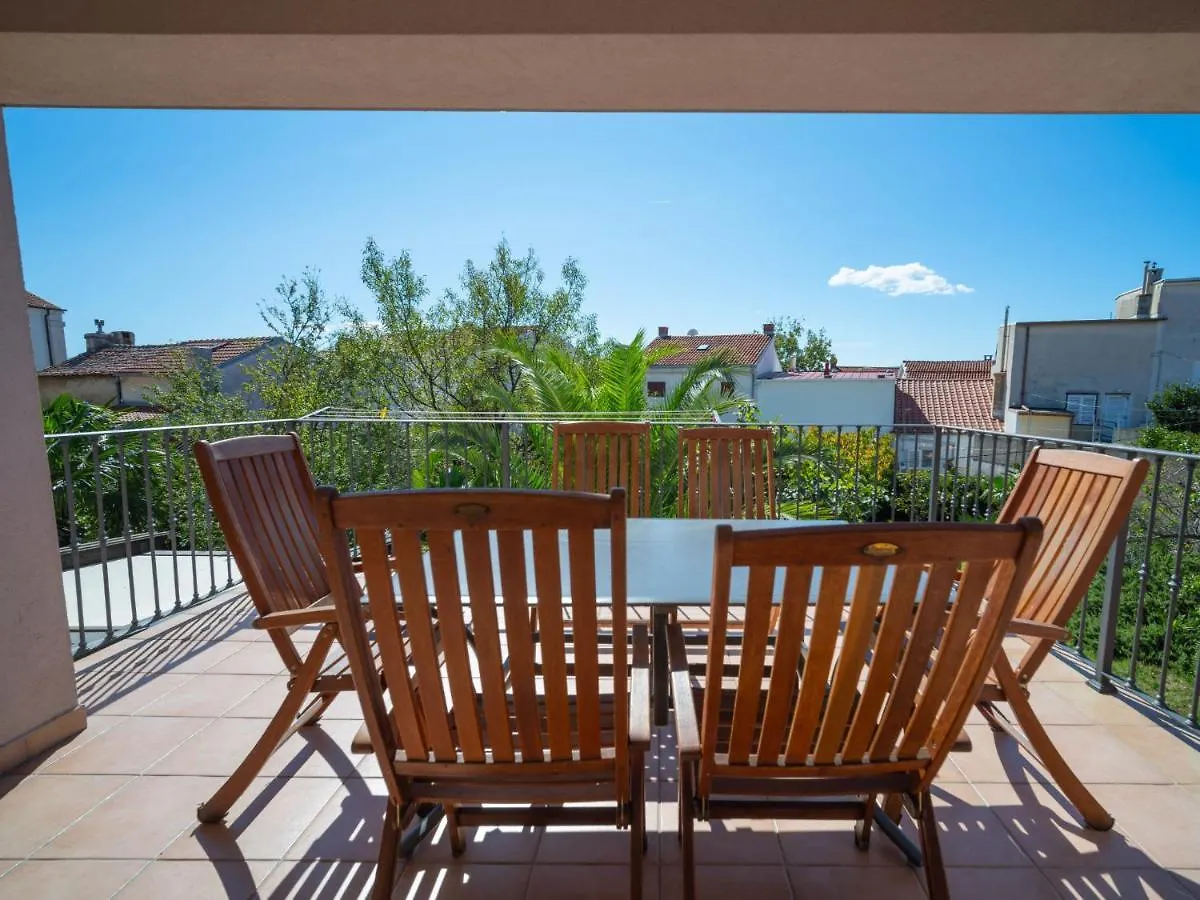 Apartment Damir-1 Crikvenica