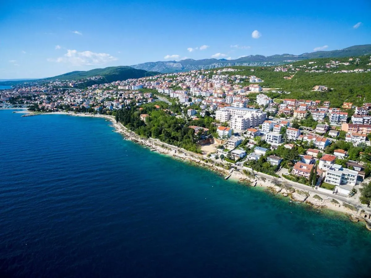 Apartment Damir-1 Crikvenica 0*,