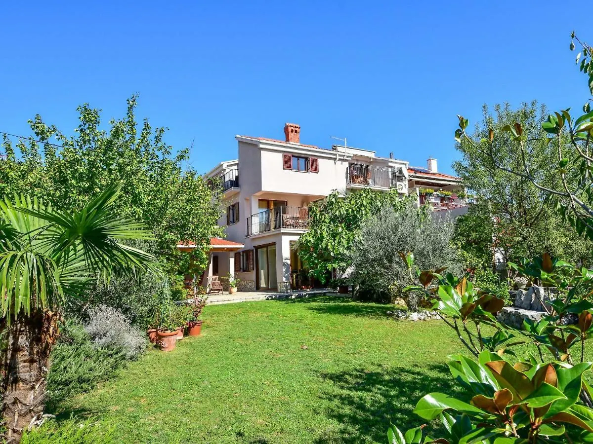 Apartment Damir-1 Crikvenica
